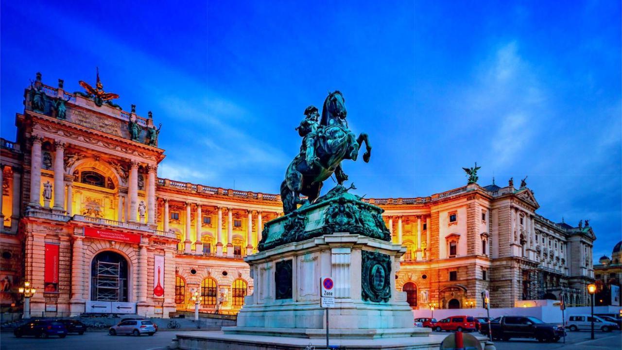 Family Deluxe A Stone Throw From The City Centre And Danube Vienna Exterior photo